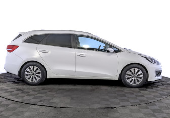 Подержанный автомобиль Kia Ceed Wagon 2018 года (4 фото)