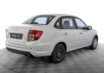 Подержанный автомобиль LADA (ВАЗ) Granta Sedan 2022 года (5 фото)