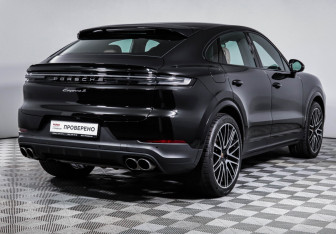 Подержанный автомобиль Porsche Cayenne 2025 года (5 фото)