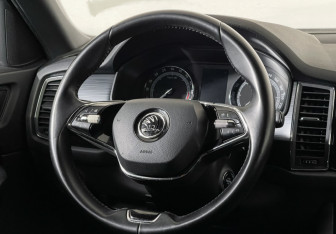Подержанный автомобиль Skoda Kodiaq 2021 года (14 фото)