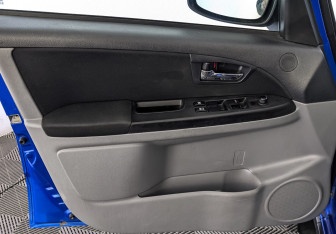 Подержанный автомобиль Suzuki SX4 Hatchback 2012 года (19 фото)