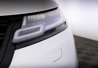 Подержанный автомобиль Land Rover Range Rover Velar 2018 года (17 фото)