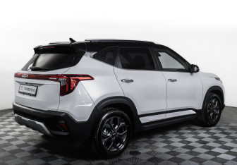 Подержанный автомобиль Kia Seltos 2025 года (5 фото)