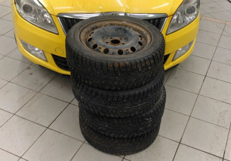 Подержанный автомобиль Skoda Fabia Hatchback 2010 года (19 фото)