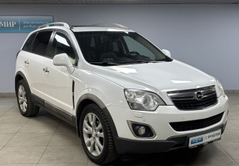 Подержанный автомобиль Opel Antara 2013 года (3 фото)