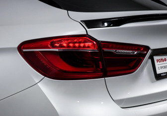 Подержанный автомобиль BMW X6 2019 года (16 фото)