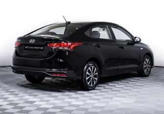 Подержанный автомобиль Hyundai Solaris Sedan 2021 года (5 фото)