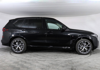 Новый BMW X5 2025 (6 фото)