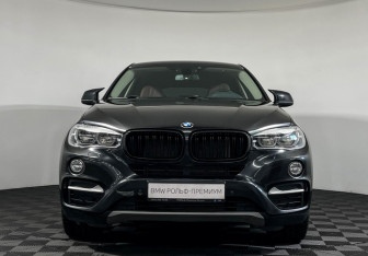 Подержанный автомобиль BMW X6 2016 года (3 фото)