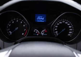 Подержанный автомобиль Ford Focus Sedan 2014 года (12 фото)