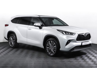 Новый Toyota Highlander 2023 (3 фото)