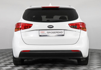 Подержанный автомобиль Kia Ceed Wagon 2018 года (6 фото)