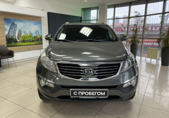 Подержанный автомобиль Kia Sportage 2013 года (2 фото)
