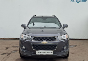 Подержанный автомобиль Chevrolet Captiva 2014 года (2 фото)