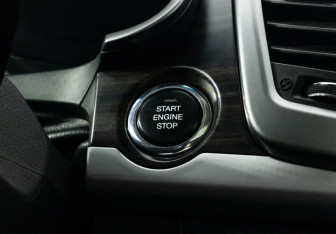 Подержанный автомобиль SsangYong Actyon 2014 года (13 фото)