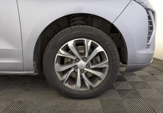 Подержанный автомобиль Haval Jolion 2023 года (12 фото)