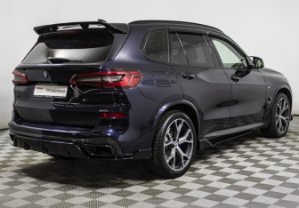 Подержанный автомобиль BMW X5 2018 года (5 фото)