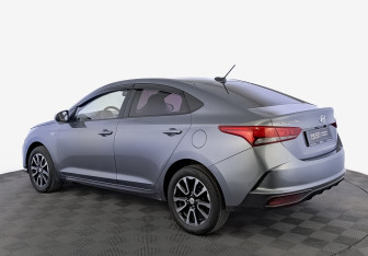 Подержанный автомобиль Hyundai Solaris Sedan 2020 года (7 фото)