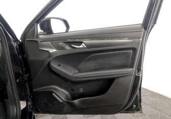 Подержанный автомобиль Haval Jolion 2023 года (24 фото)