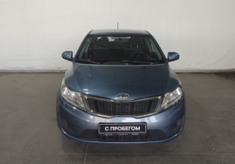 Подержанный автомобиль Kia Rio Hatchback 2012 года (2 фото)