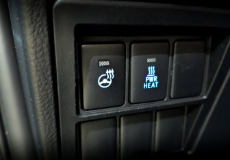 Подержанный автомобиль Toyota Hilux 2017 года (25 фото)