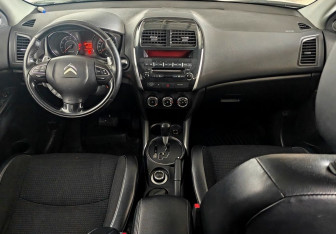 Подержанный автомобиль Citroen C4 Aircross 2012 года (11 фото)