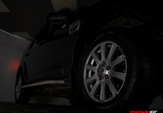 Подержанный автомобиль Land Rover Discovery 2009 года (26 фото)