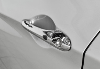 Подержанный автомобиль Hyundai Sonata 2012 года (10 фото)