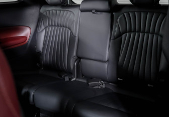 Подержанный автомобиль GAC M8 2024 года (16 фото)