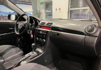 Подержанный автомобиль Mazda 3 Sedan 2008 года (9 фото)
