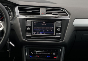 Подержанный автомобиль Volkswagen Tiguan 2021 года (12 фото)
