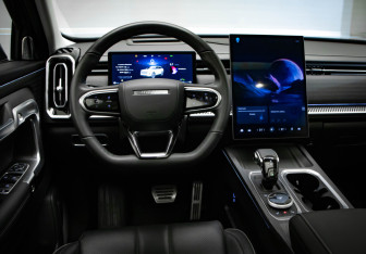 Подержанный автомобиль Jaecoo J7 2023 года (9 фото)