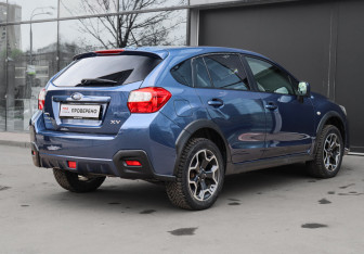 Подержанный автомобиль Subaru XV 2012 года (4 фото)