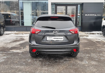 Подержанный автомобиль Mazda CX-5 2013 года (6 фото)