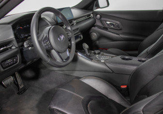 Подержанный автомобиль Toyota Supra 2019 года (11 фото)