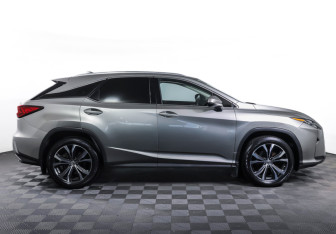 Подержанный автомобиль Lexus RX 2016 года (4 фото)