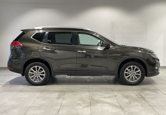 Подержанный автомобиль Nissan X-Trail 2018 года (4 фото)