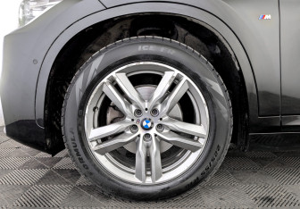Подержанный автомобиль BMW X1 2019 года (18 фото)