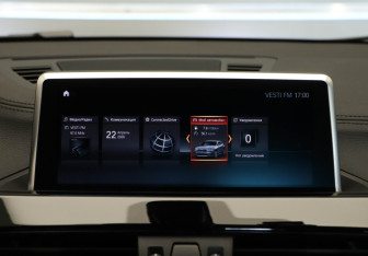 Подержанный автомобиль BMW X2 2021 года (18 фото)