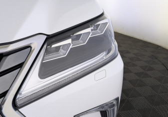 Подержанный автомобиль Lexus LX 2021 года (17 фото)