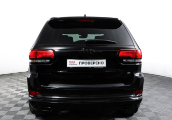 Подержанный автомобиль Jeep Grand Cherokee 2021 года (6 фото)