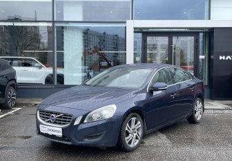 Подержанный автомобиль Volvo S60 2010 года (1 фото)