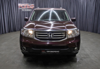 Подержанный автомобиль Honda Pilot 2013 года (2 фото)