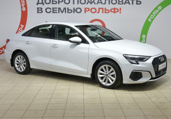 Подержанный автомобиль Audi A3 Sedan 2022 года (3 фото)