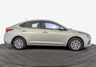 Подержанный автомобиль Hyundai Solaris Sedan 2018 года (4 фото)