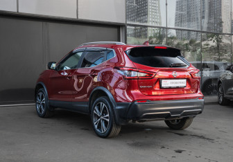 Подержанный автомобиль Nissan Qashqai 2020 года (6 фото)