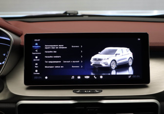 Подержанный автомобиль Geely Coolray 2024 года (19 фото)