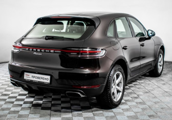 Подержанный автомобиль Porsche Macan 2020 года (5 фото)