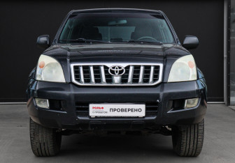 Подержанный автомобиль Toyota Land Cruiser Prado 2004 года (2 фото)