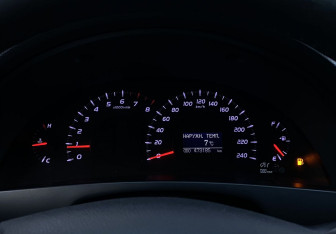 Подержанный автомобиль Toyota Camry Sedan 2011 года (21 фото)